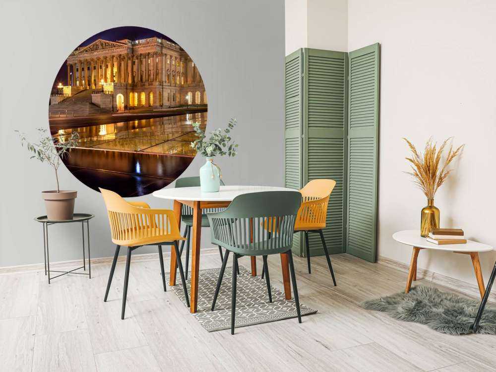 Het Capitool in de avond