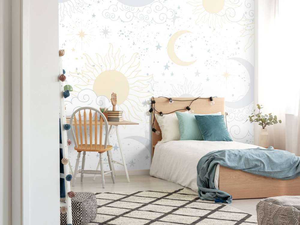 Lichte zon en maanhemel