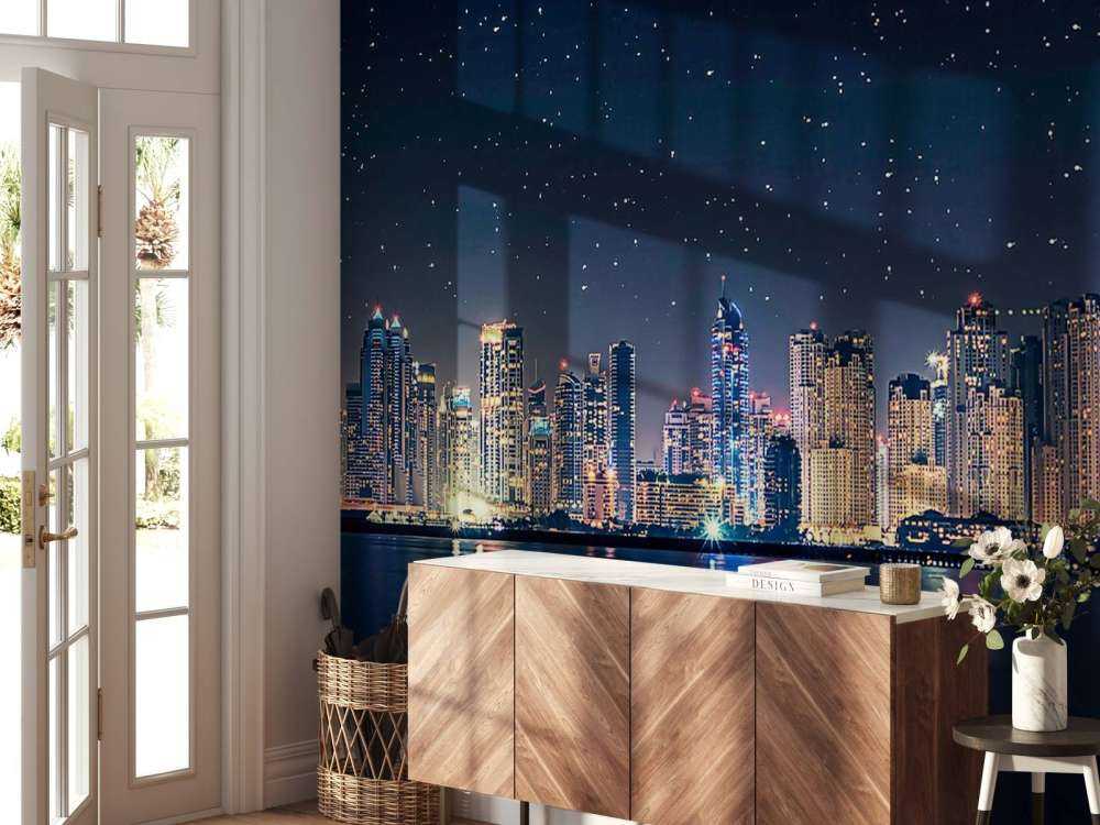 Maanlicht over glinsterende skyline