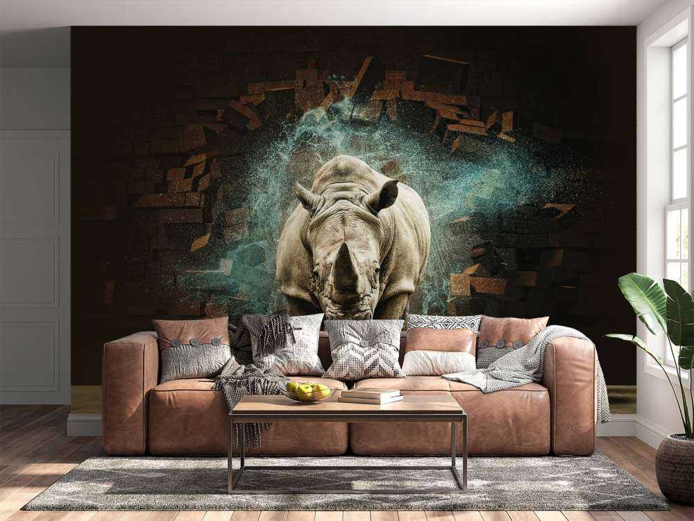 Neushoorn breekt door de muur