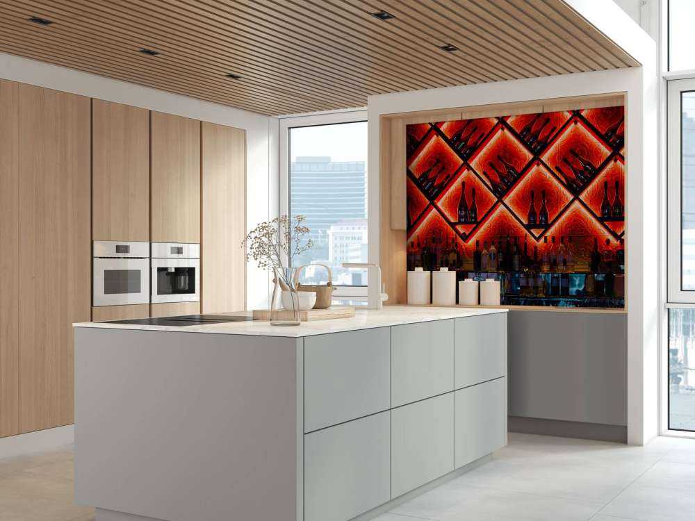 Verlichte bar met drankflessen