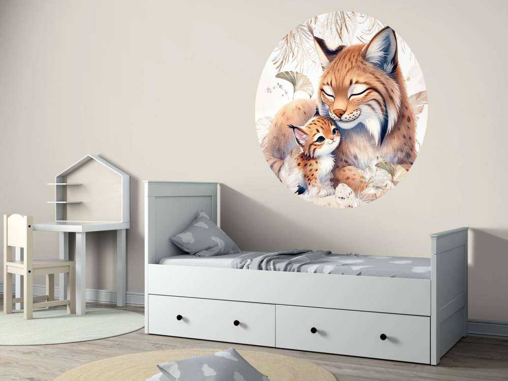 Liefdevolle lynx met jong