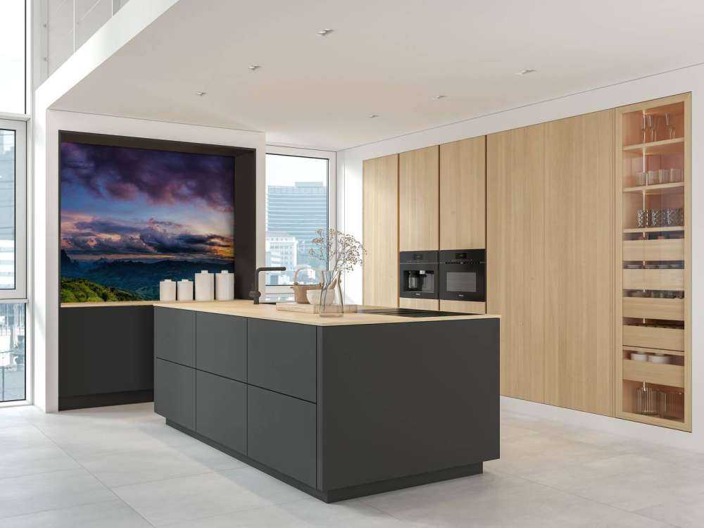 Zonsondergang over een berg