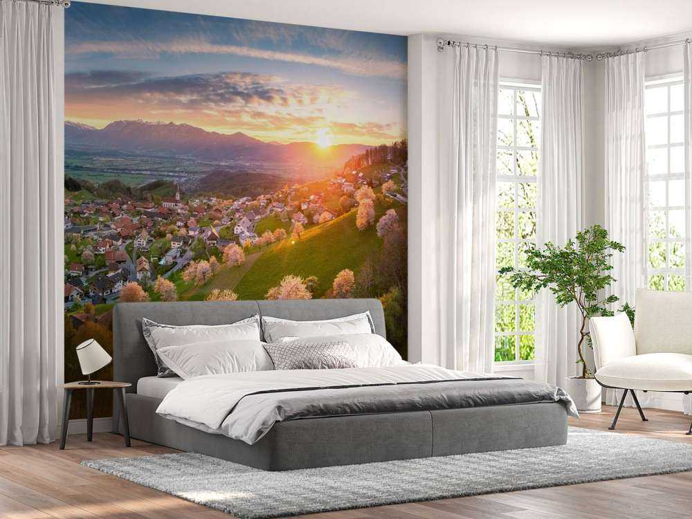 Heuveldorp in lentegloed