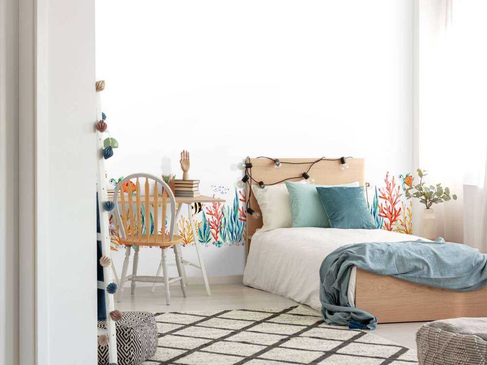 Zeeleven tekening met een witte achtergrond