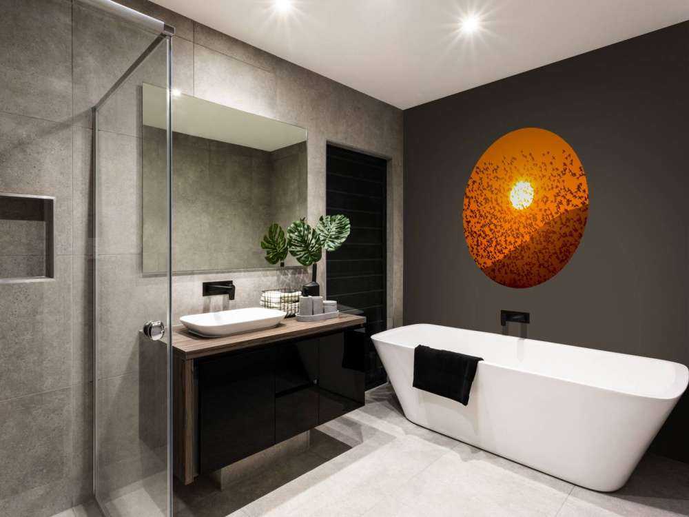 Grote groep vogels bij zonsondergang