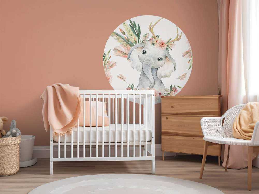 Baby olifant roze bloemen