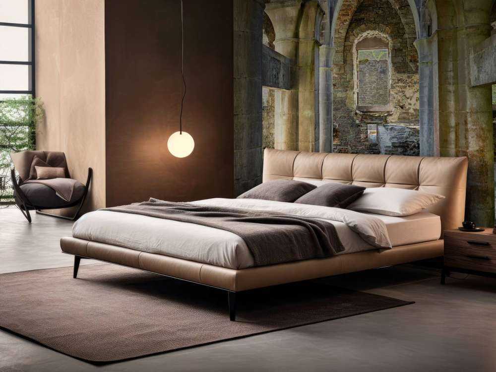 Verlaten gebouw met bogen