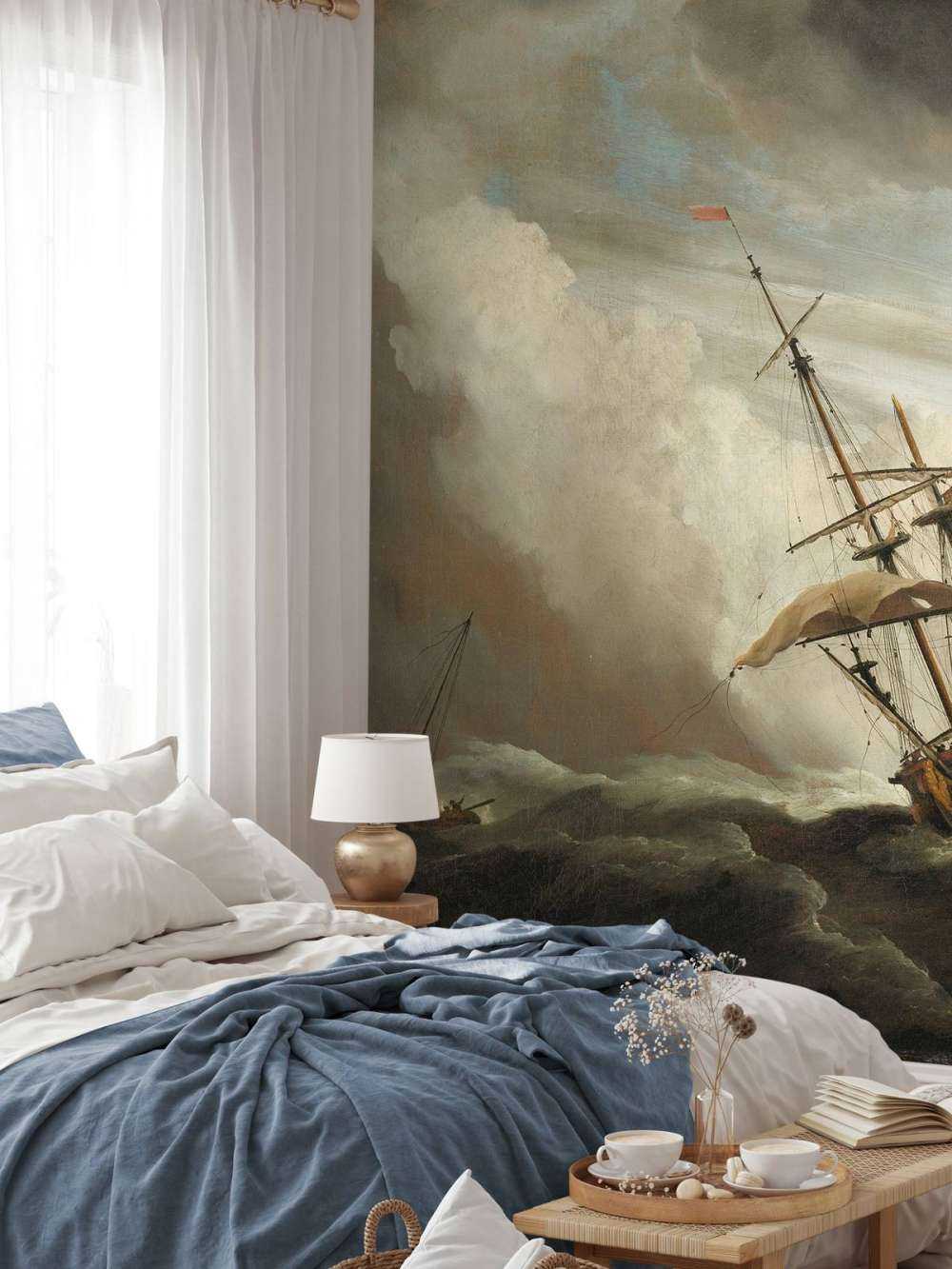 Een schip in volle zee bij vliegende storm