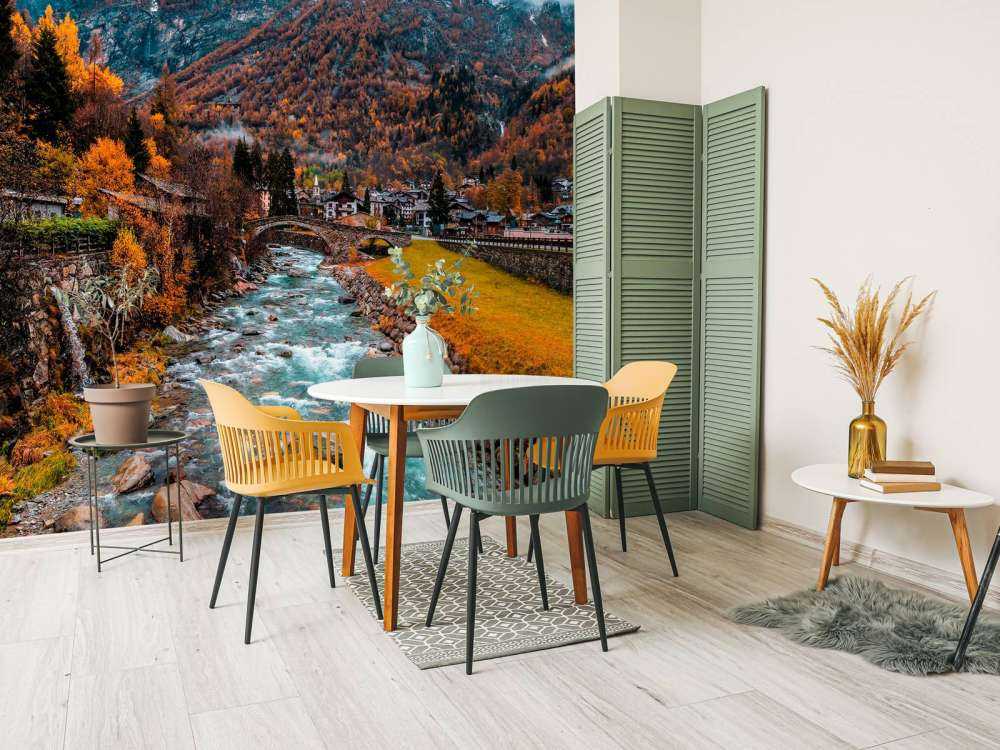 Rivier langs een dorpje