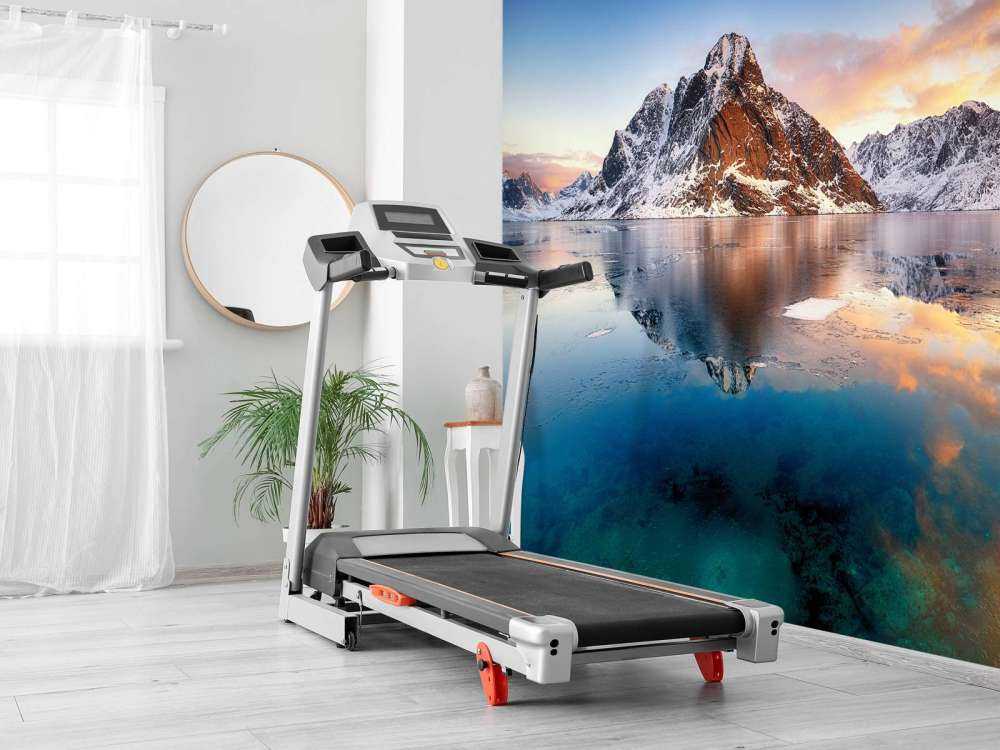 Prachtige zonsondergang in Noorwegen