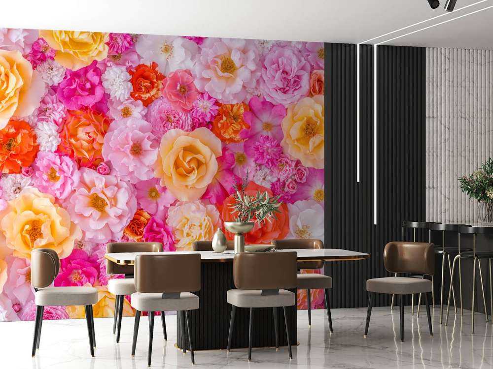 Kleurrijke rozen in pastelbloei