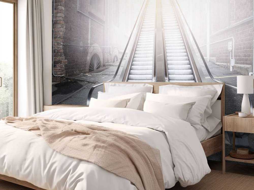 Moderne roltrap in een steegje