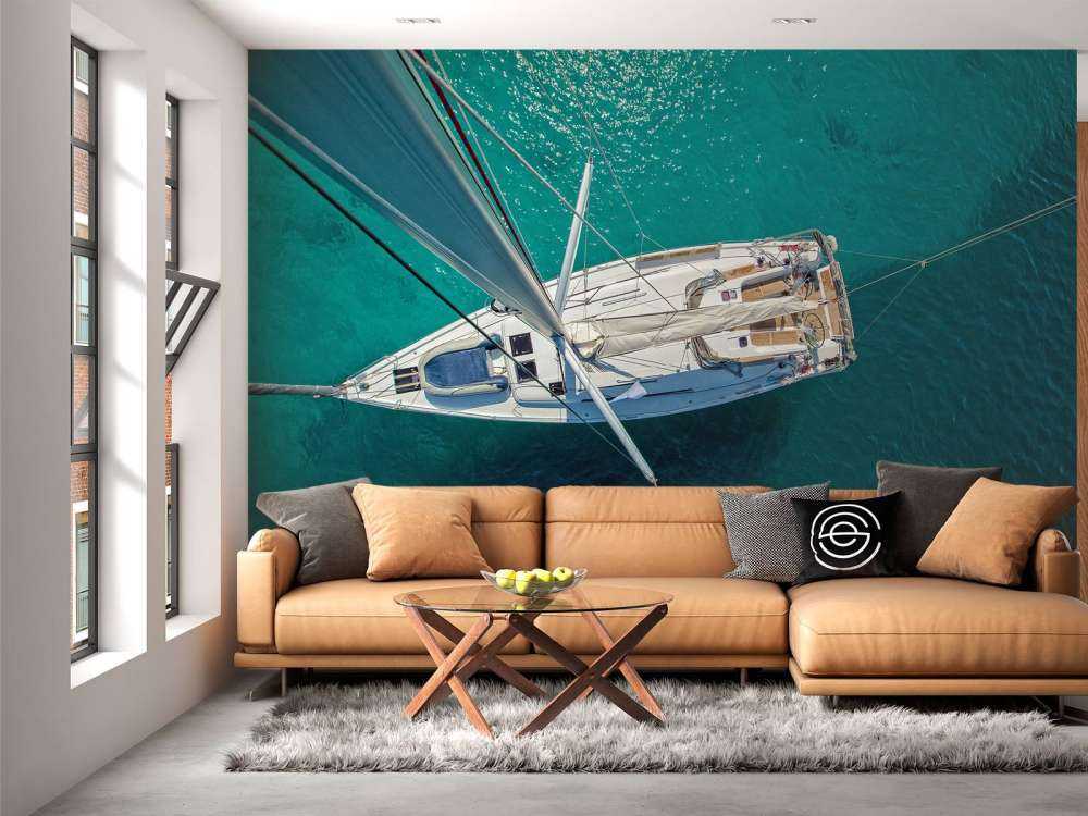 Bovenaanzicht van een zeilboot