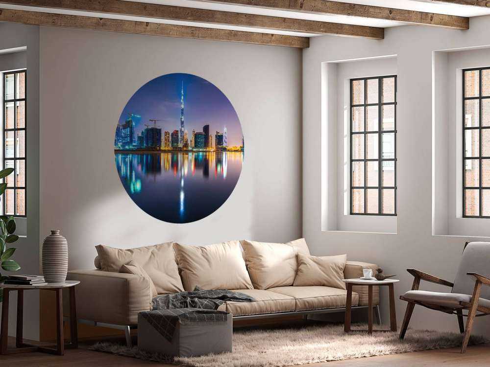 Dubai verlicht in de avond