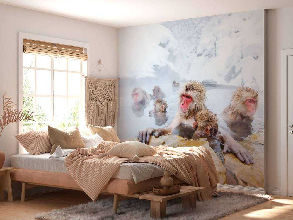 Sneeuwapen genieten van het warme water