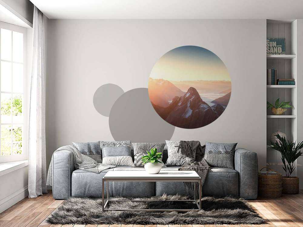 Zonsopkomst Boven Bergsilhouetten