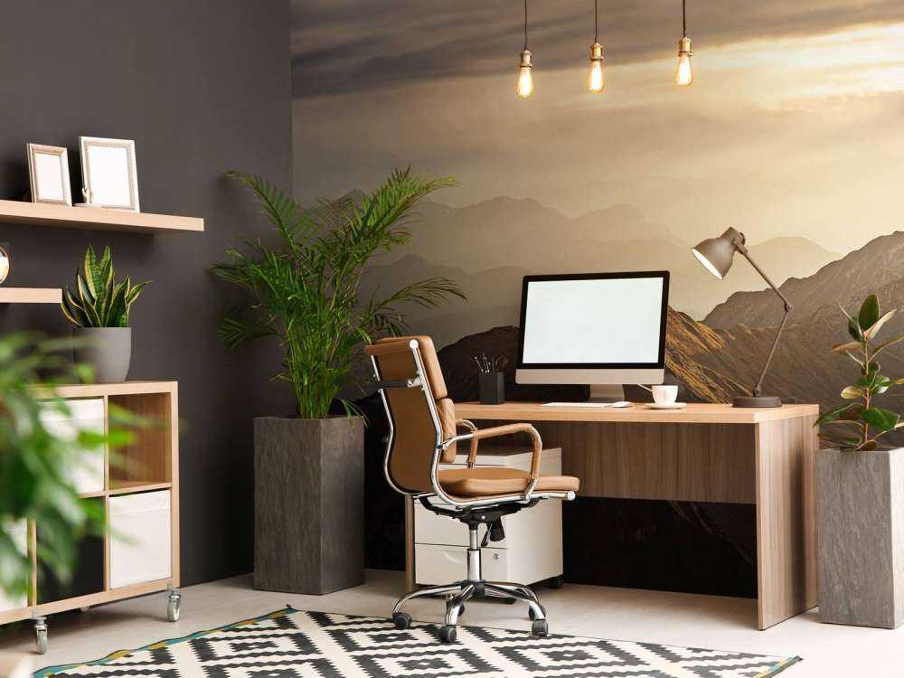 Gouden gloed over bergkam