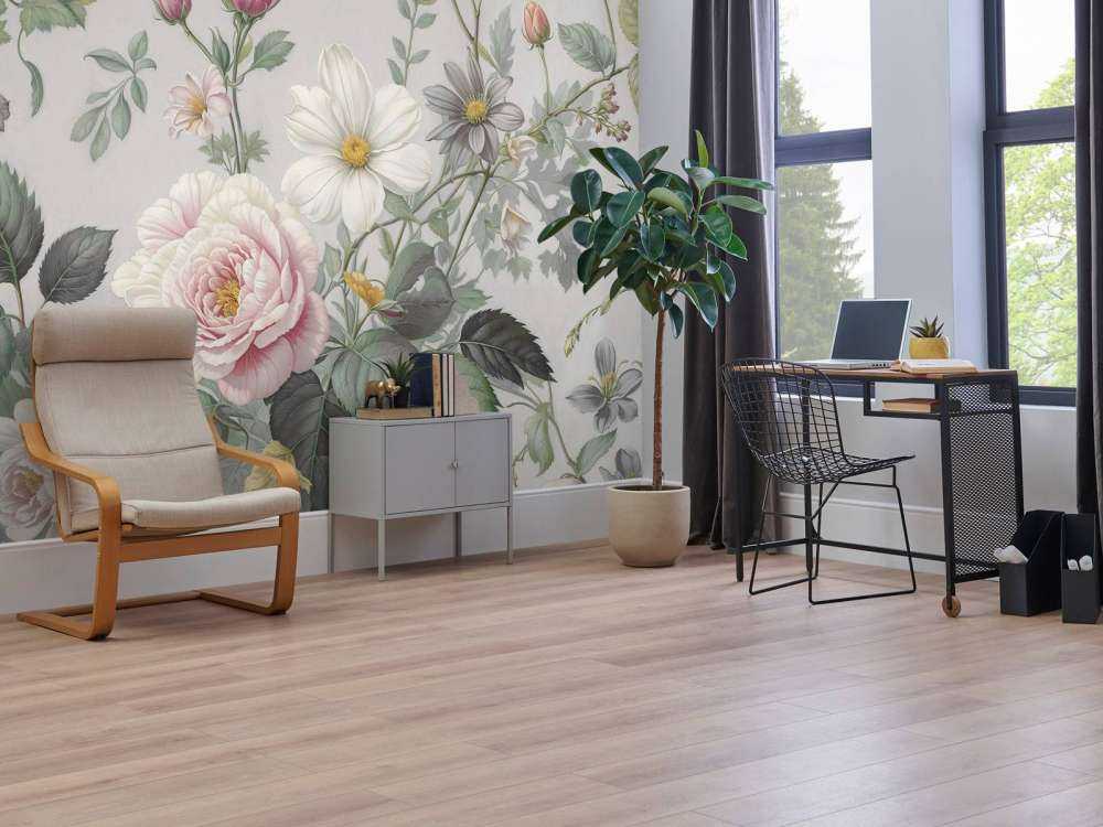 Romantische bloemen op mistgrijs