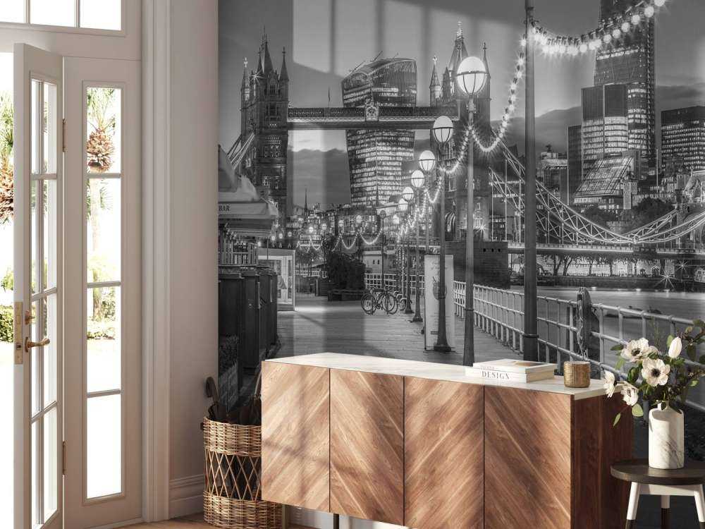 De weg naar Tower Bridge