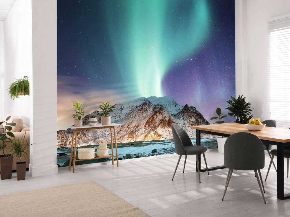 Noorderlicht met Verlichte berg