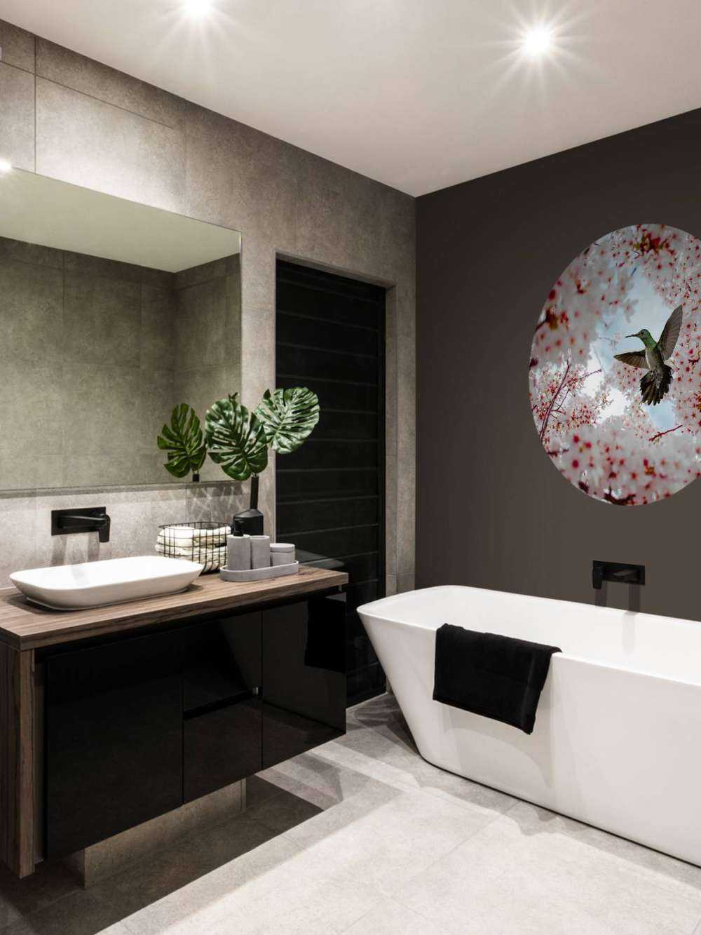 Kolibrie tussen de bloesems