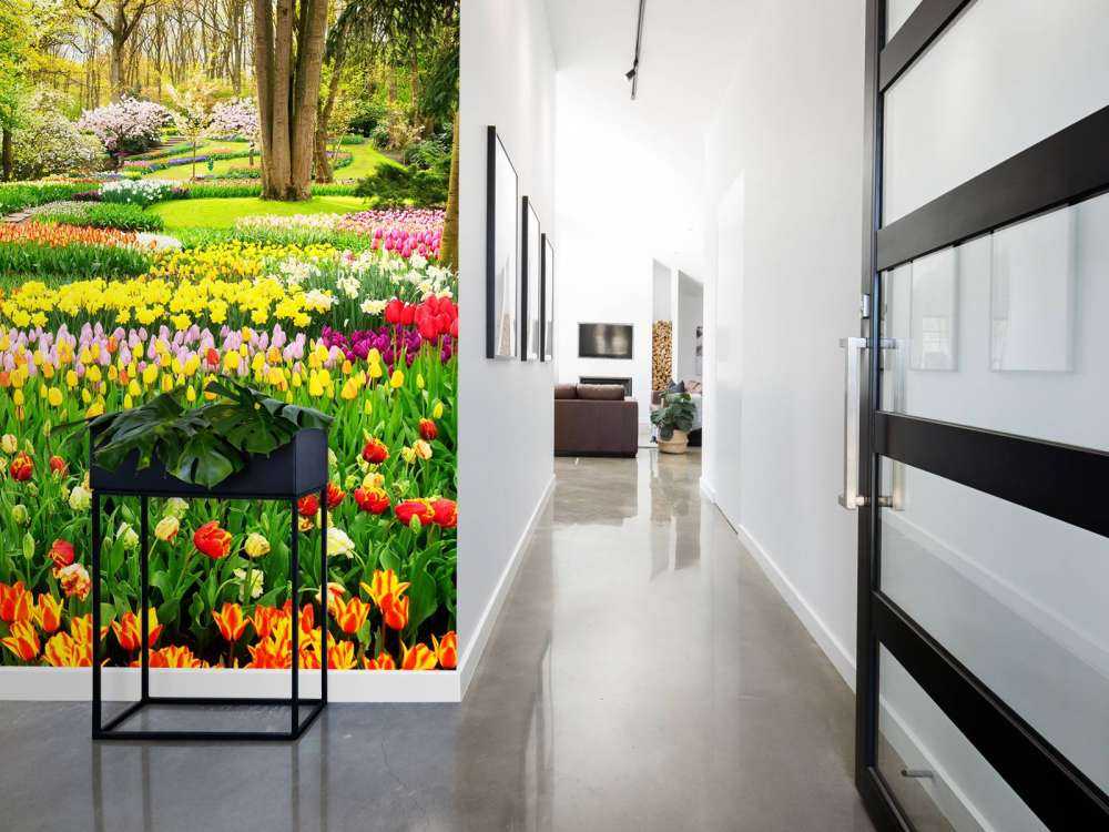 Tulpencreaties in een park