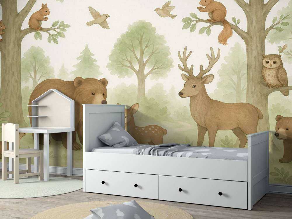 Bosdieren in zomergroen