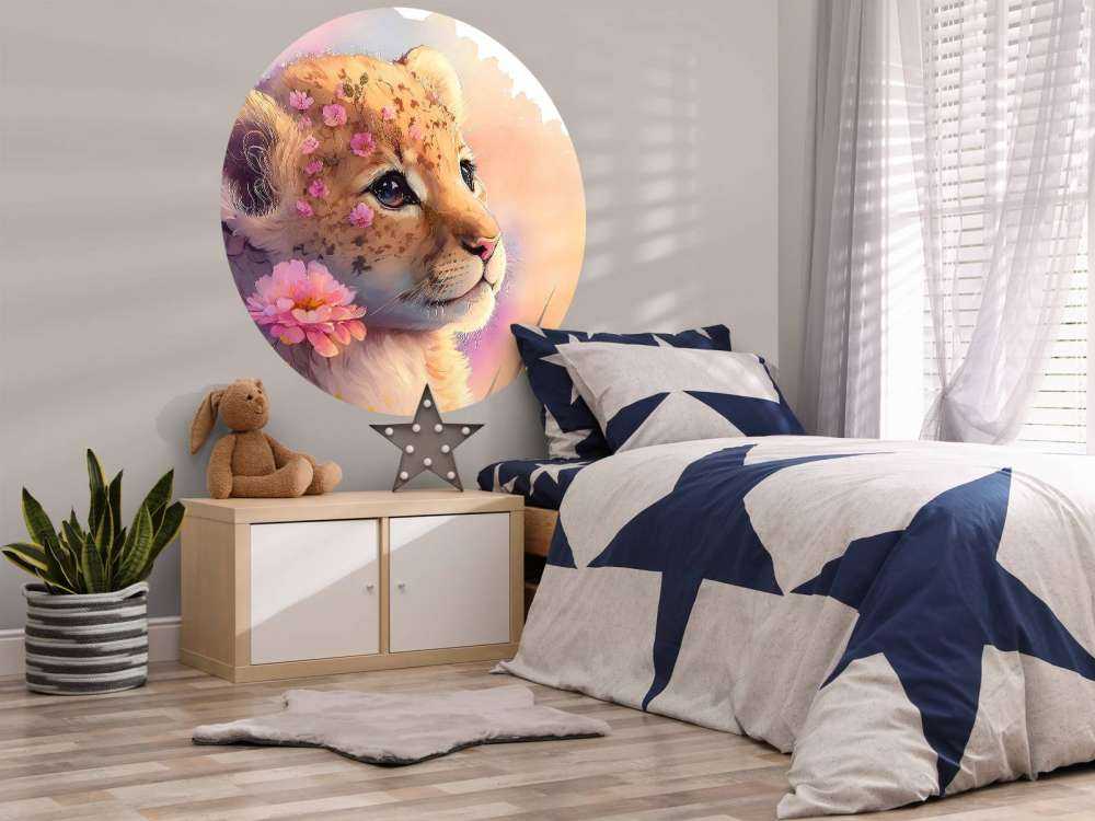 Dromerige welp tussen de bloemen