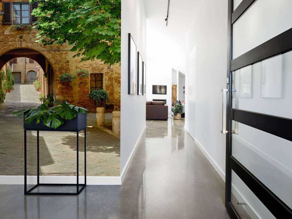 Mooi straatje met boog