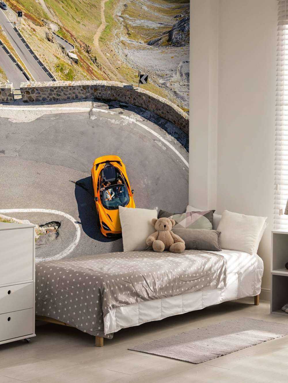 McLaren op Stelviopas - color