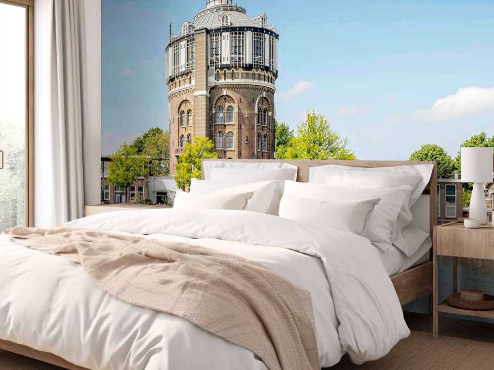 Historische Watertoren in Zonlicht