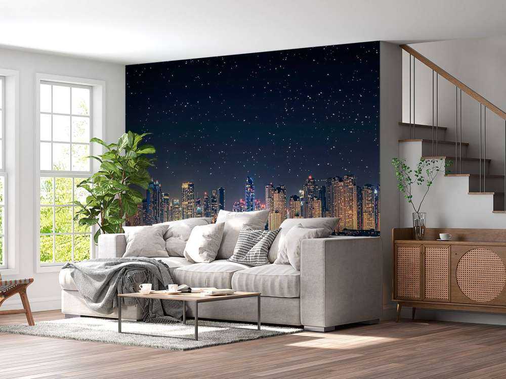 Maanlicht over glinsterende skyline