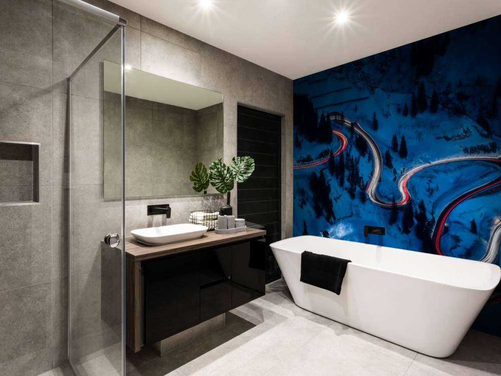 Nachtelijke afdaling in bergbochten