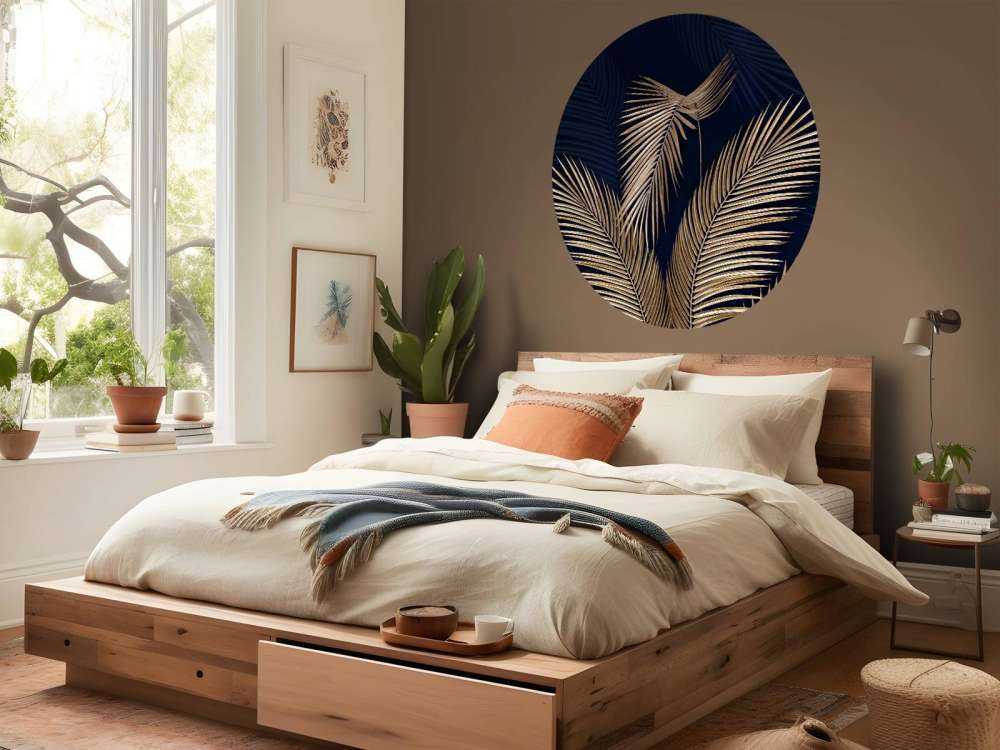 Gouden palmtakken op nachtblauw