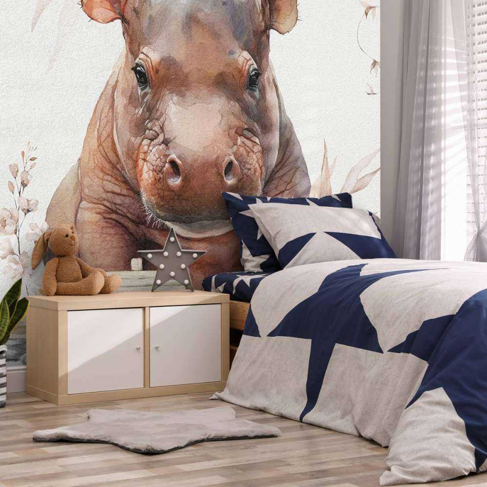 Baby nijlpaard in de bladeren taupe