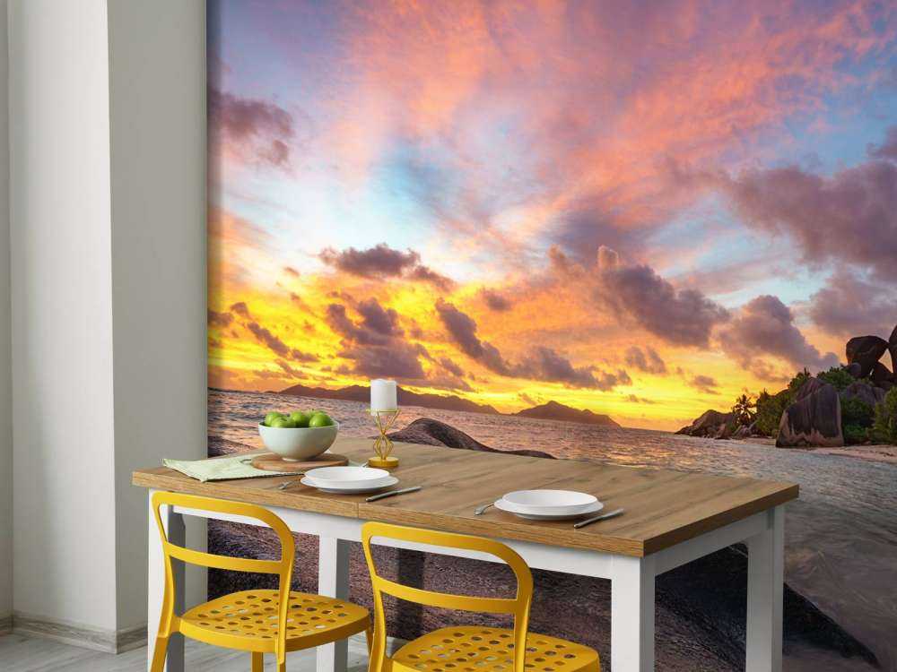 Zonsondergang op tropisch strand