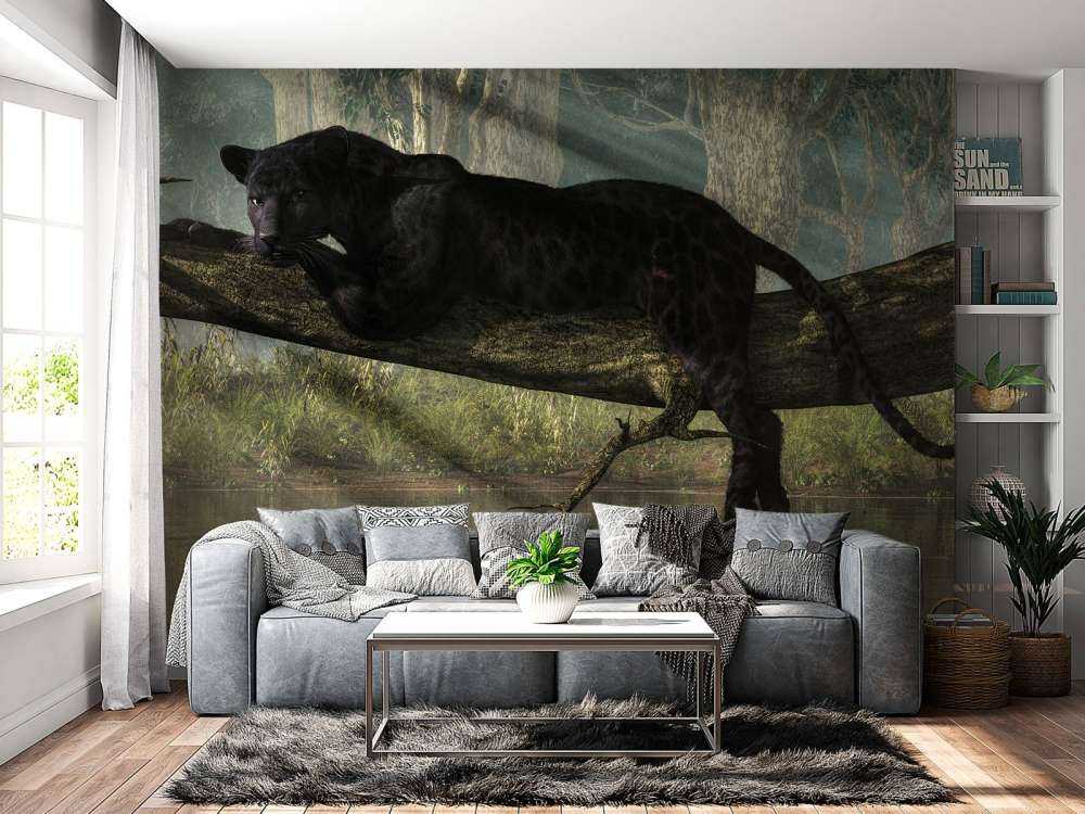 Panter op een boomstronk