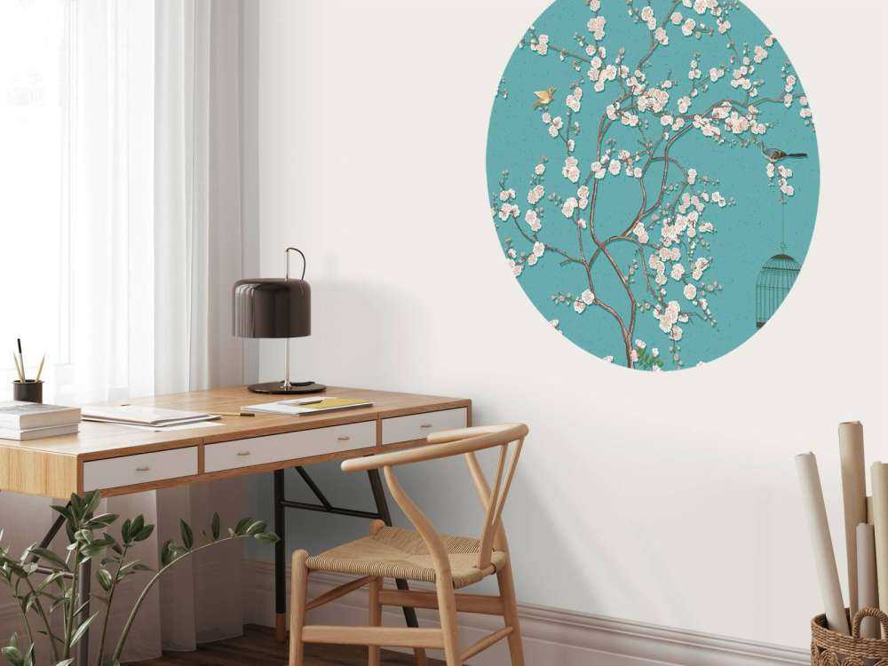 Getekende bloesemboom met vogels 