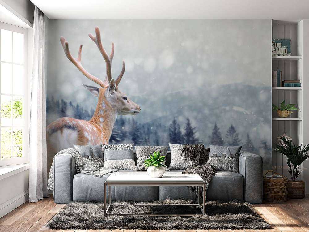 Winter Hert met Groen bos achtergrond