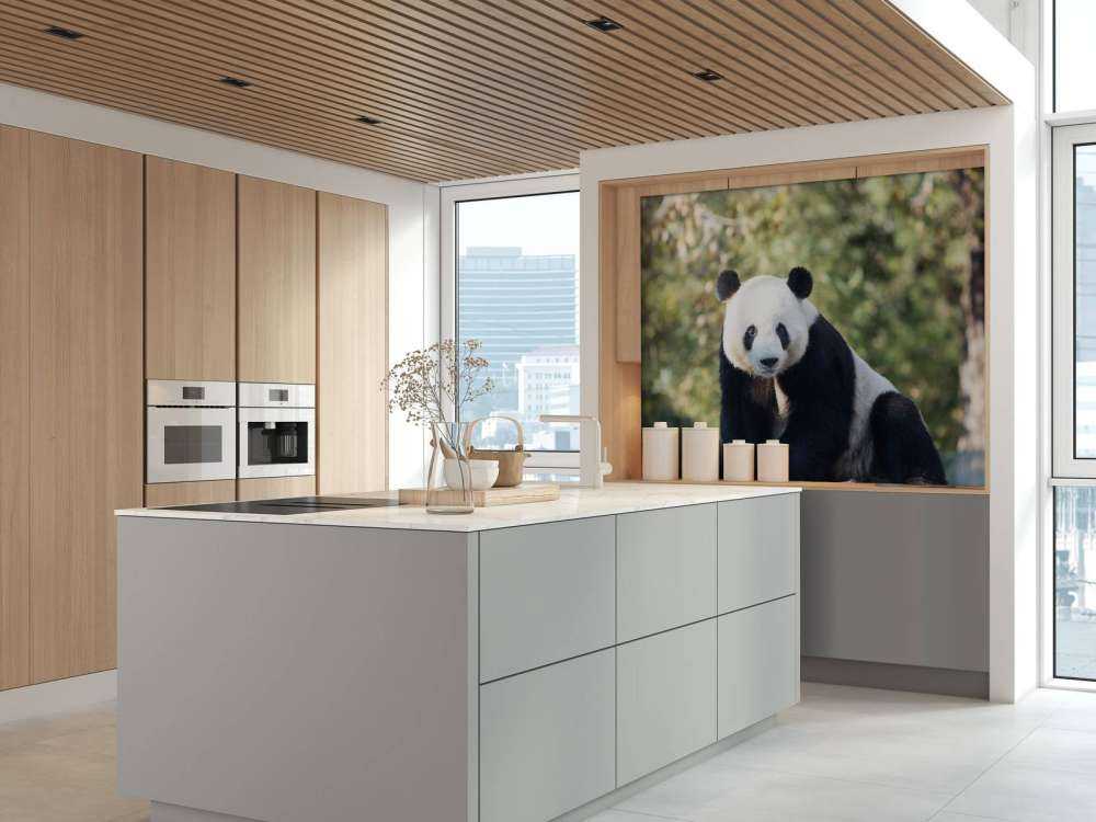 Panda op een houten balk