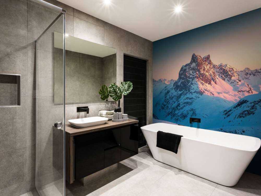 Avondlicht op bergvallei