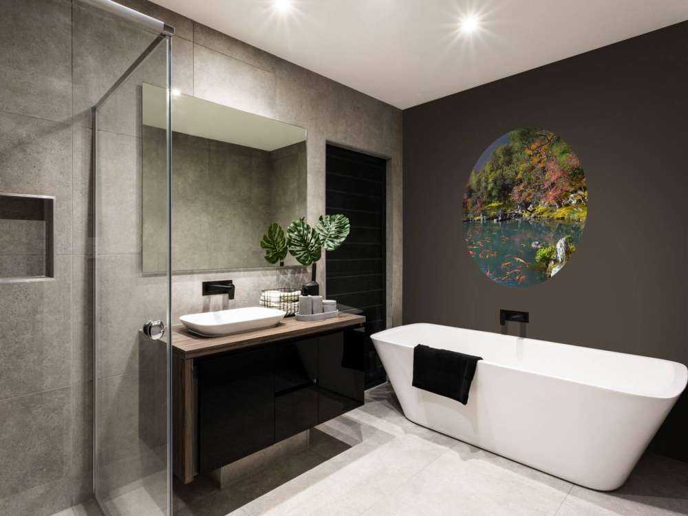 Vijver met tropische vissen in Japan