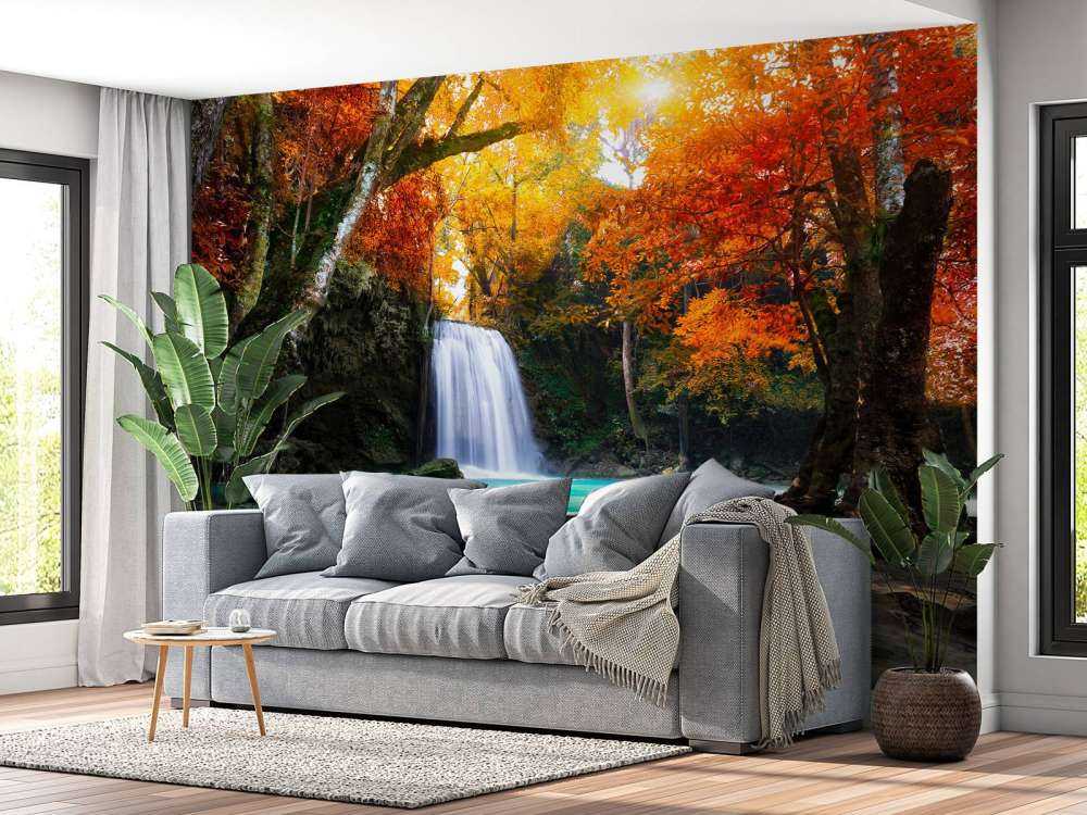 Waterval in het diepe woud