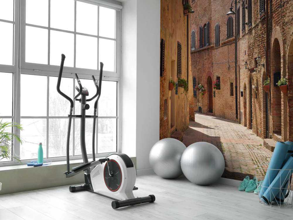 Klassiek straatje met bloemen