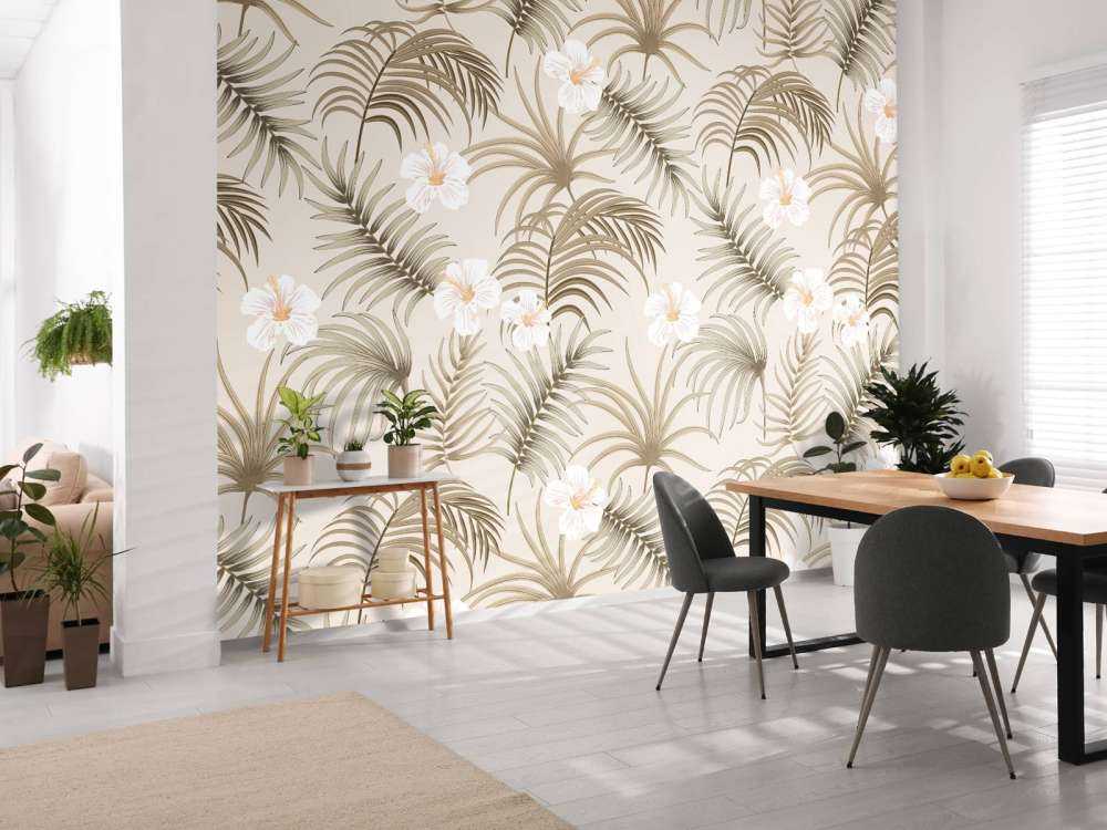 Palmboombladeren en bloemen