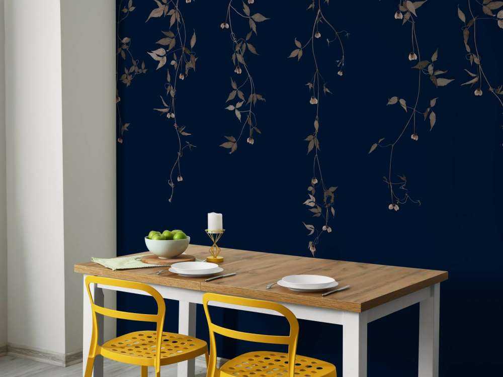 Clematis twijgen op midnight blue