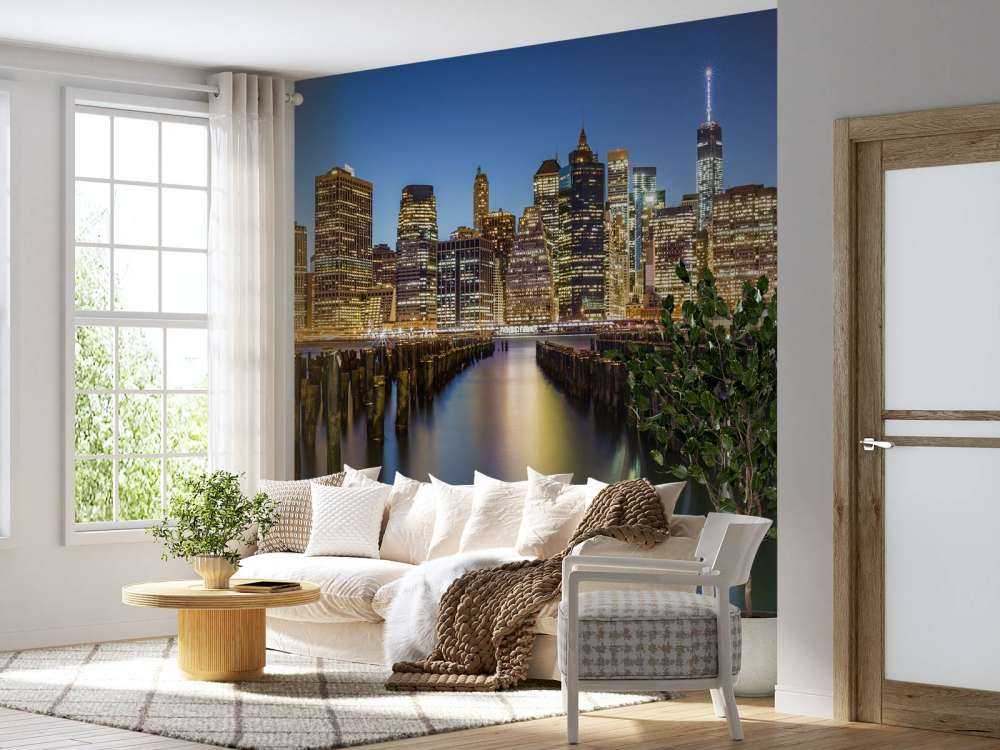 Lower Manhattan vanaf een oude pier in Brooklyn