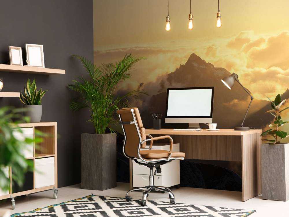 Zonsopkomst Boven Bergwolken