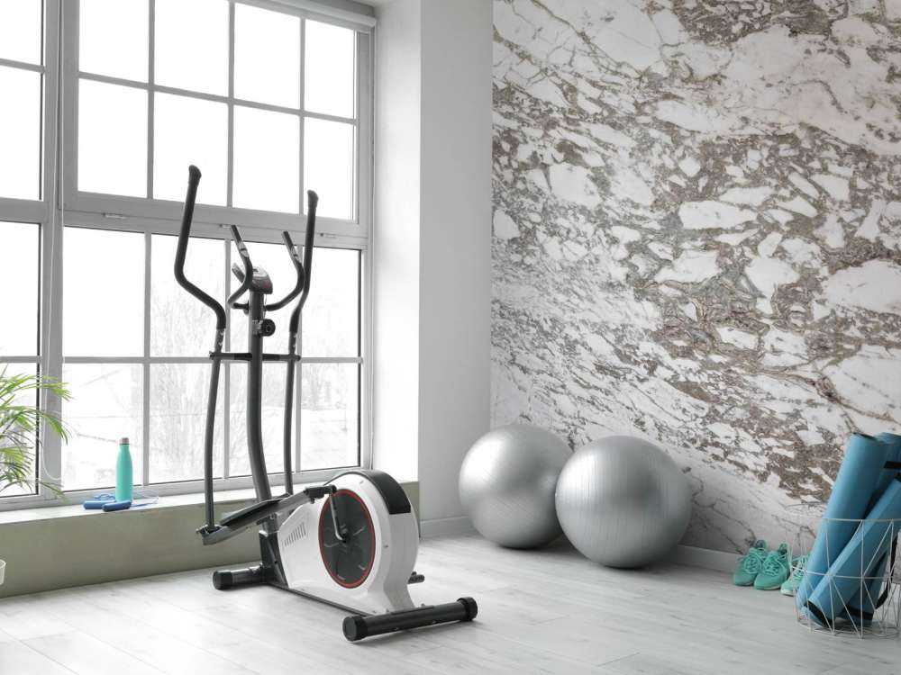 Wit marmer met grove structuur